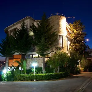 Otel Baron ***