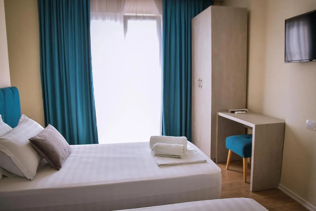 Airport Garden Hotel Rinas